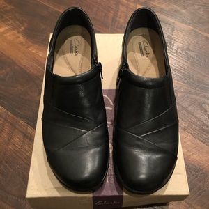 Clark’s Women’s Black Shoes SZ 9 1/2 Pre owned